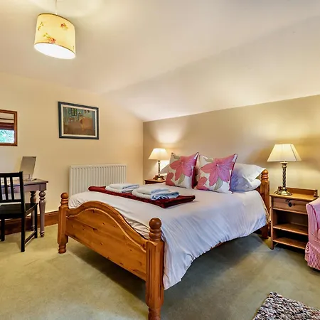 3 Bed In Brampton 94773 * How